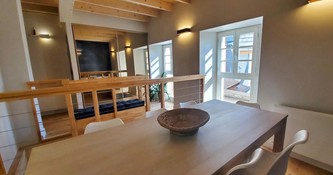 L'Hivernet, Grand Triplex Neuf Au Coeur D'Embrun Acces Facile Exterior foto